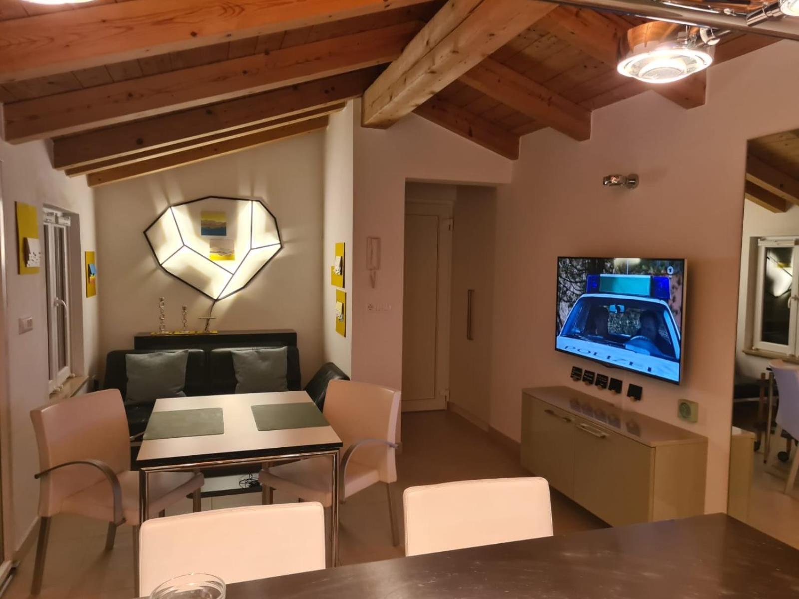 Apartment Robi *